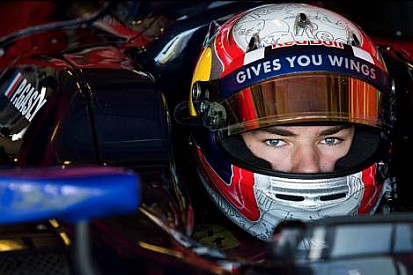 Gasly GP2'deki ikinci sezonunda Prema adına yarışacak