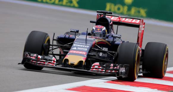 Toro Rosso STR11 için dingil mesafesini uzatmak zorunda kalacak