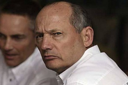 Ron Dennis Redbull vetosunun sebeplerini anlattı
