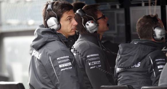Wolff: Acele pit stop Rosberg için zafere mal oldu