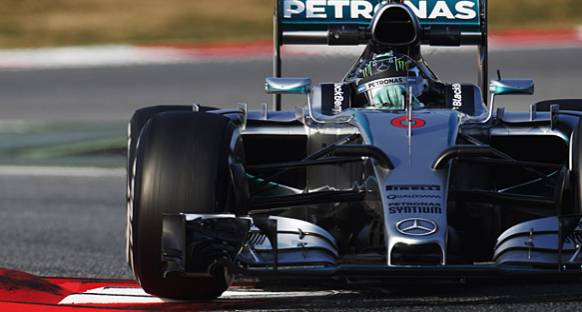 Rosberg'e göre Ricciardo daha fazla boşluk bırakmalıydı