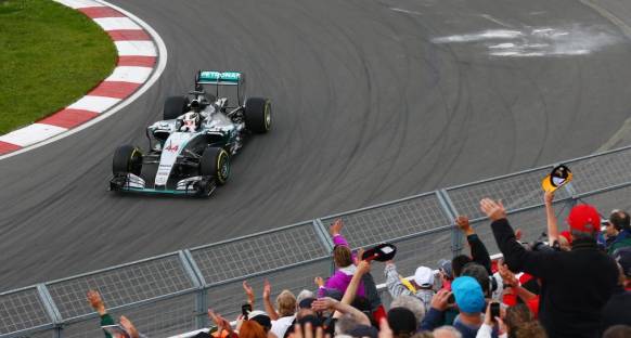 Kanada'da ilk seansın lideri Hamilton