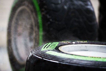 Pirelli проведе тести дощових шин в Ле-Кастелло
