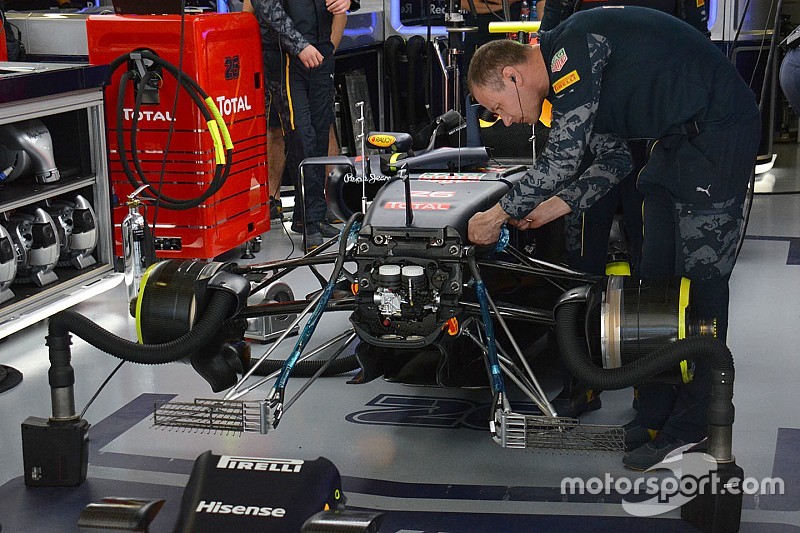 Tech update: Aerodynamische kartelranden op voorvleugel RB12
