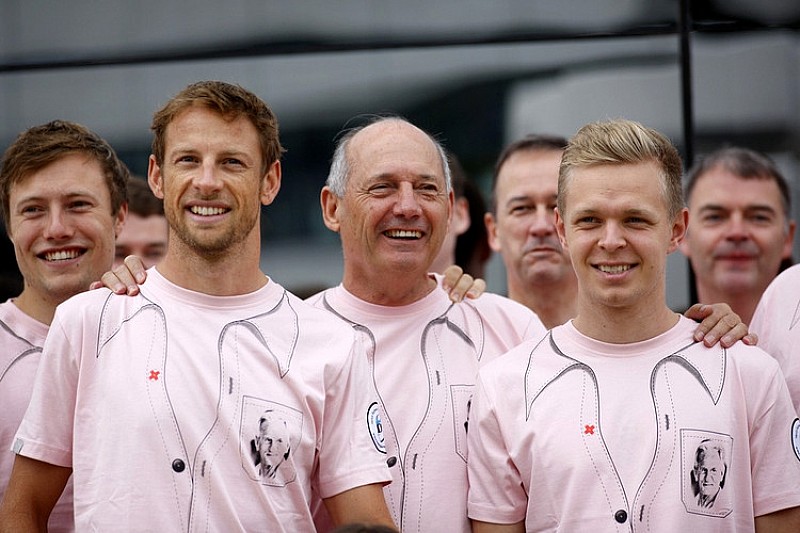 Почему ничего не слышно от McLaren?
