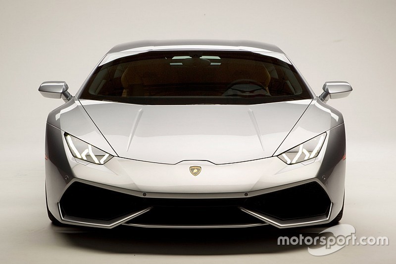 Lamborghini mikt op nieuwe doelgroep met achterwielaangedreven Huracan