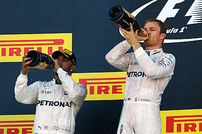 Rosberg vê falta de “êxtase” em GPs sem luta com Hamilton