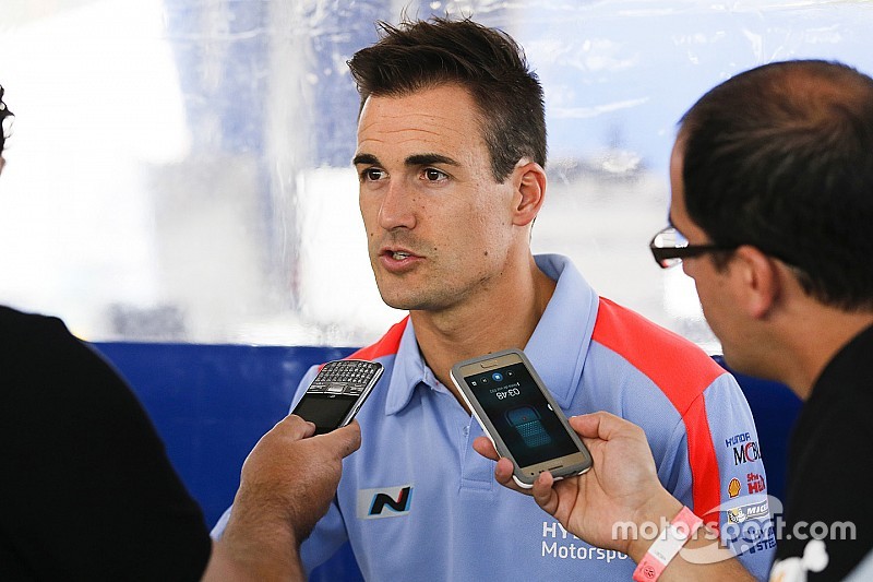 Sordo in gesprek met Hyundai en een ander team voor 2017