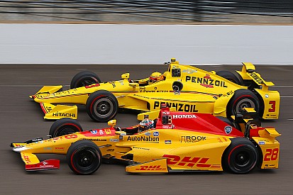 Ryan Hunter-Reay lidera el miércoles en Indy