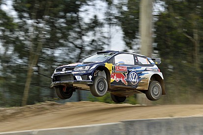 WRC Portugal: Ogier verslaat Neuville in Super Special