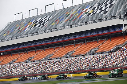 Se suspende calificación de All-Star Race de NASCAR por lluvia