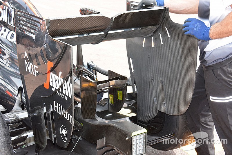 McLaren: due Monkey seat diversi durante le libere 1