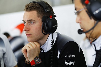 Ron Dennis: "Vandoorne is niet te koop"