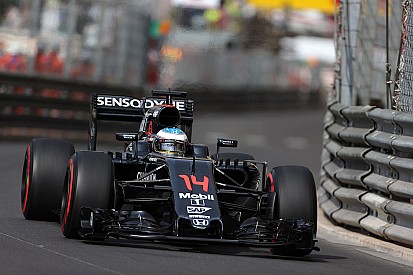 Alonso: “La prioridad es el sábado, luego es imposible adelantar”