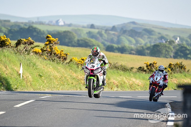 Bildergalerie: Die spektakulären Fotos von der Isle of Man TT 2016