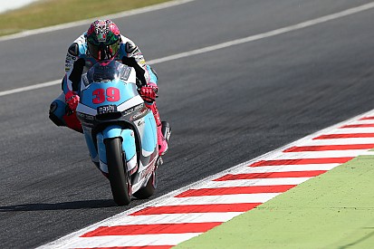 Accidente de Salom suspende la práctica en Moto2