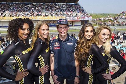 Verstappen vertelt racefans op Zandvoort: “We kunnen vechten met Mercedes”