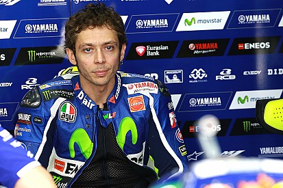 Rossi: “Llevamos seis años hablando de esa curva”