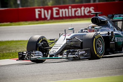 Szavazás: szerinted Hamilton, vagy Rosberg volt a hibás Spanyolországban?