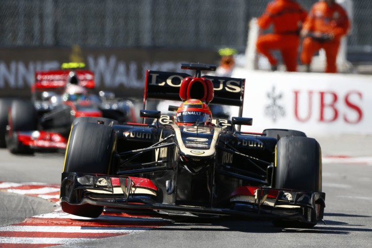Raikkönen egészen elképesztő előzése Monacóból Hülkenberg ellen