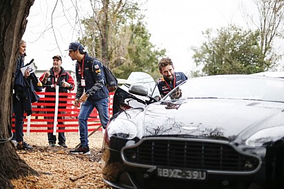 A Red Bull és az Aston Martin szuperautójából már most kétszer annyi kelt el, mint eredetileg tervezték!