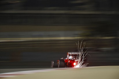 Räikkönen úgy érzi, a tempó rendben van vasárnap, de két kocsival kell beérni