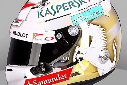 Vettel némi arannyal hintette le a sisakját az első futamra