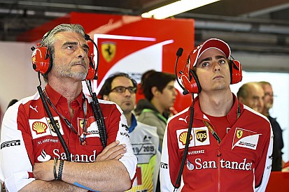 Ha gond lesz Vettellel, vagy Raikkönennel, akkor Gutierrez lesz a Ferrari versenyzője