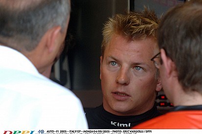 Amikor még tele volt szponzorokkal a McLaren: és Kimi is ott volt