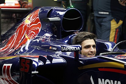Pozitív első hírek: Sainz eszméleténél van!