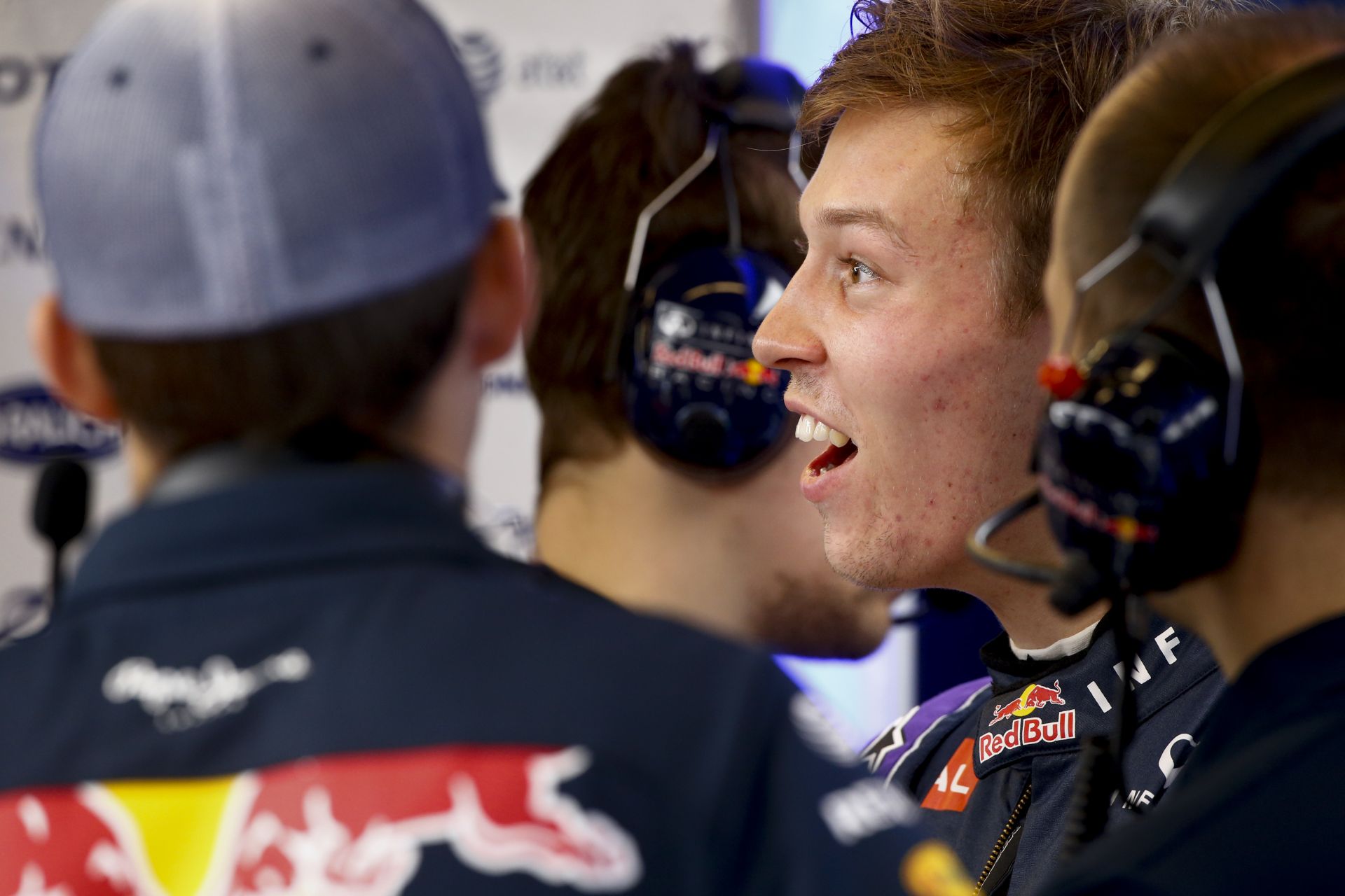 Videón Kvyat becsapódása a Red Bullal az Amerikai Nagydíjon