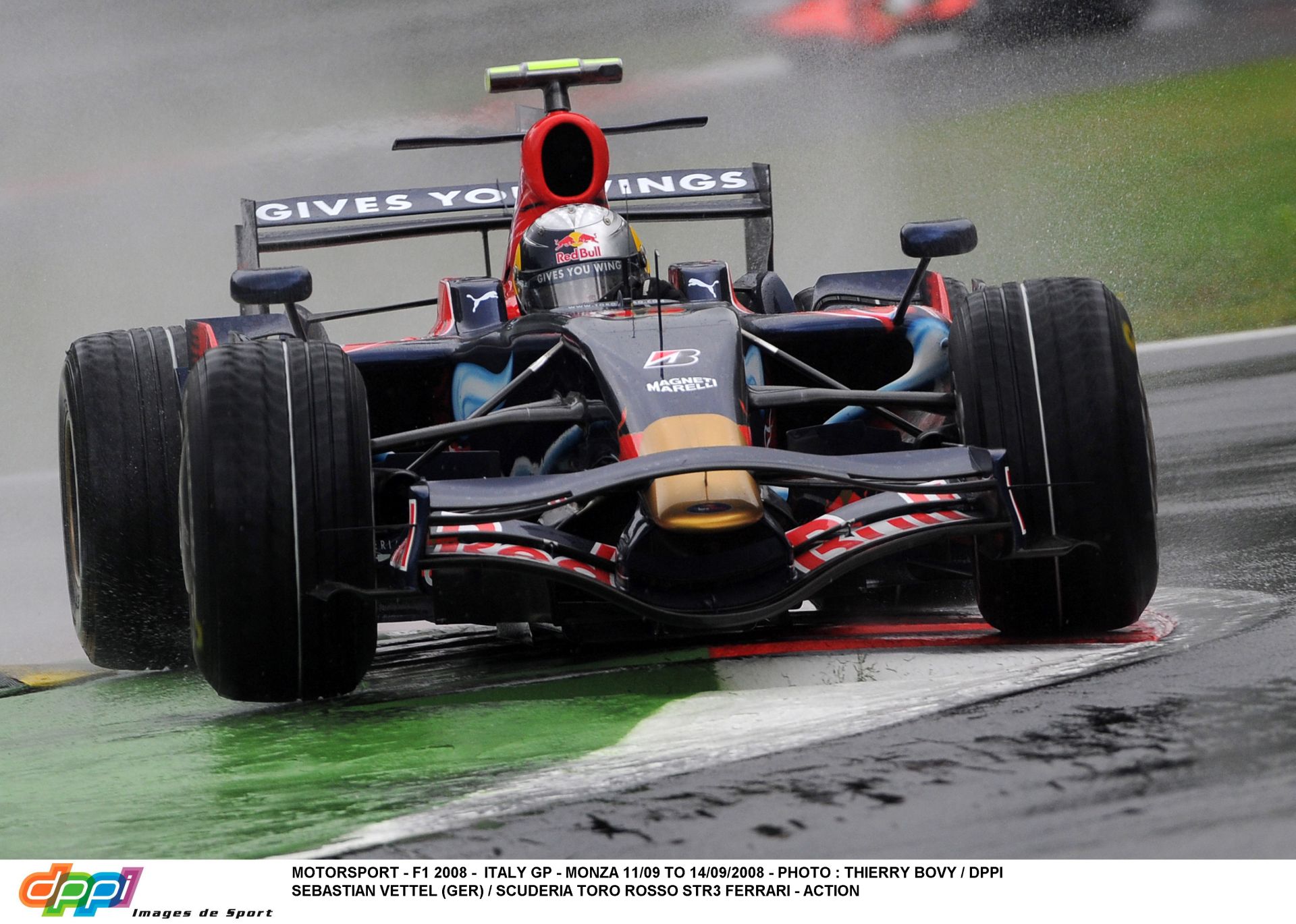 Vettel sokkolta a Forma-1-et: az első F1-es győzelem, egy Toro Rossóval, Monzában