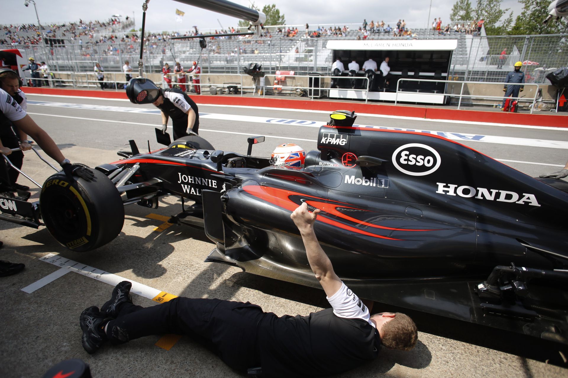 Alonso után Button is megerősítette: jó a McLaren kasztnija, de nincs benne erő a Honda miatt