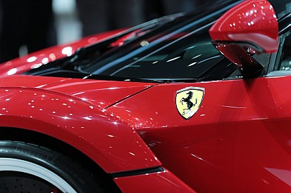 Hamilton egyik legdurvább gépe: LaFerrari