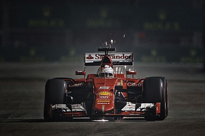 BRÉKING: Vettel űridővel nyerte a harmadik edzést a Ferrarival Raikkönen és a Red Bullok előtt! Továbbra is erőtlen a Mercedes a