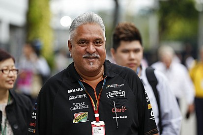 Írod a csekket, vagy kapod azt: ha van pénzed az F1-re, gyere, ha nincs, akkor viszlát!