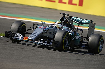 Videón Hamilton újabb pole köre, ezúttal Spa-Francorchampsból