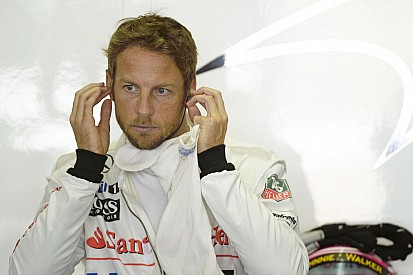 Button: Én nem az a versenyző vagyok, aki sírni fog, ha nem kap több pénzt! Én versenyezni akarok