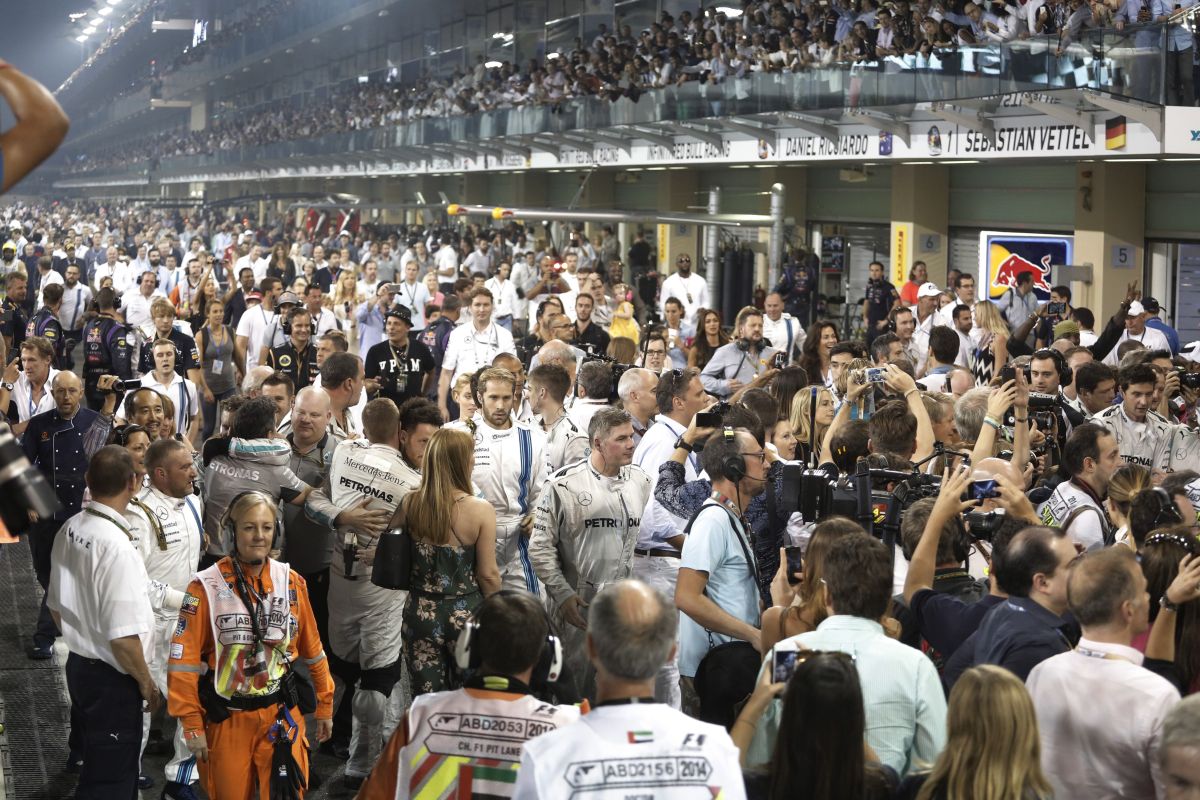 Döntött az F1 Commission: 2015-ben nem lesznek dupla pontok és állórajtok SC után