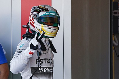 Hamilton nyert Szocsiban, világbajnok a Mercedes! Rosberg hihetetlen módon nullázta le magát a startnál! Bottas ismét a dobogón