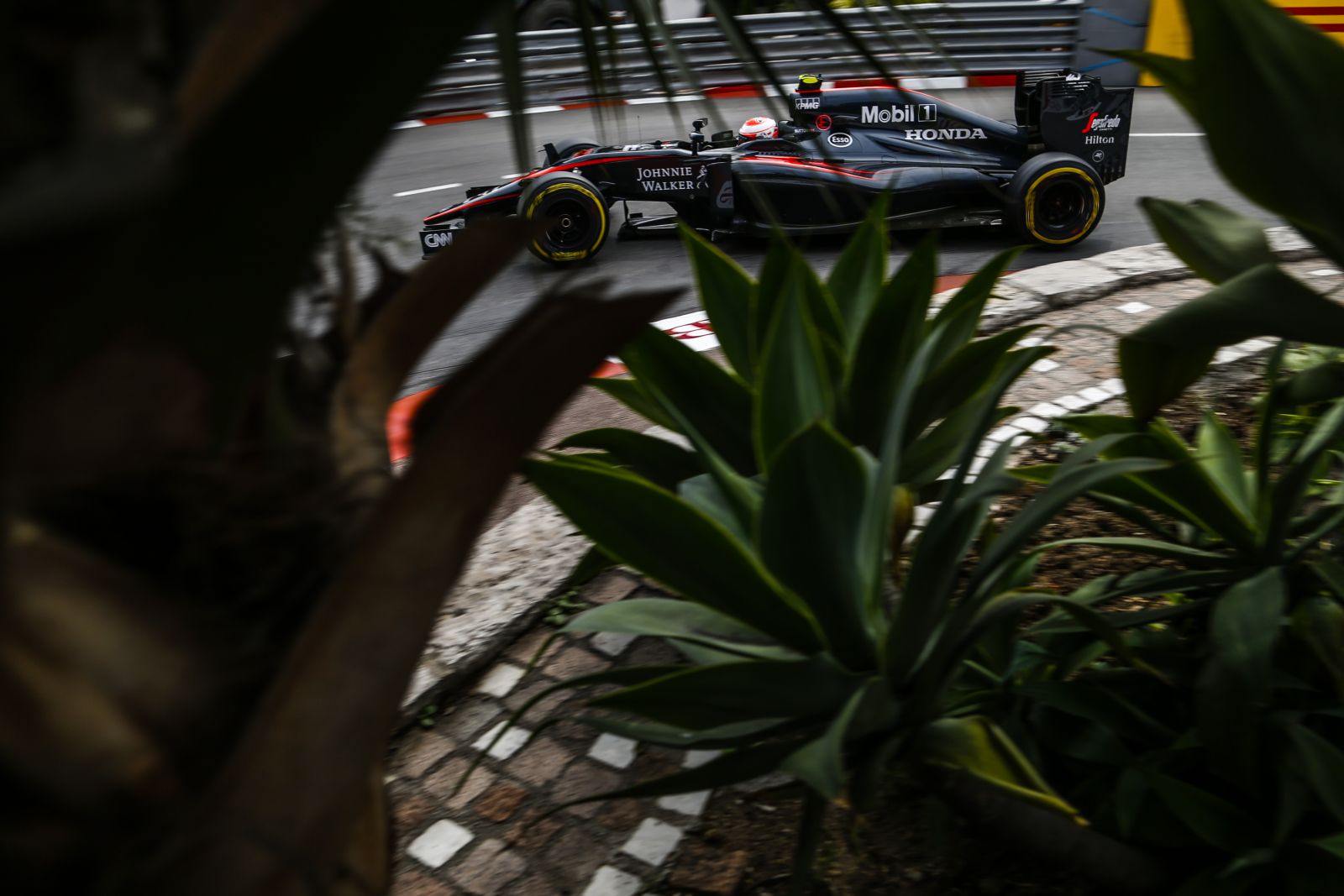 Jó irányba tartanak a Honda-motorral, újabb lépés a McLarennél