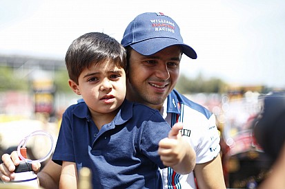 Egy cuki felvétel Massa fiáról a Red Bull Ringen: Szerinte az apukája nagyon jó F1-es pilóta