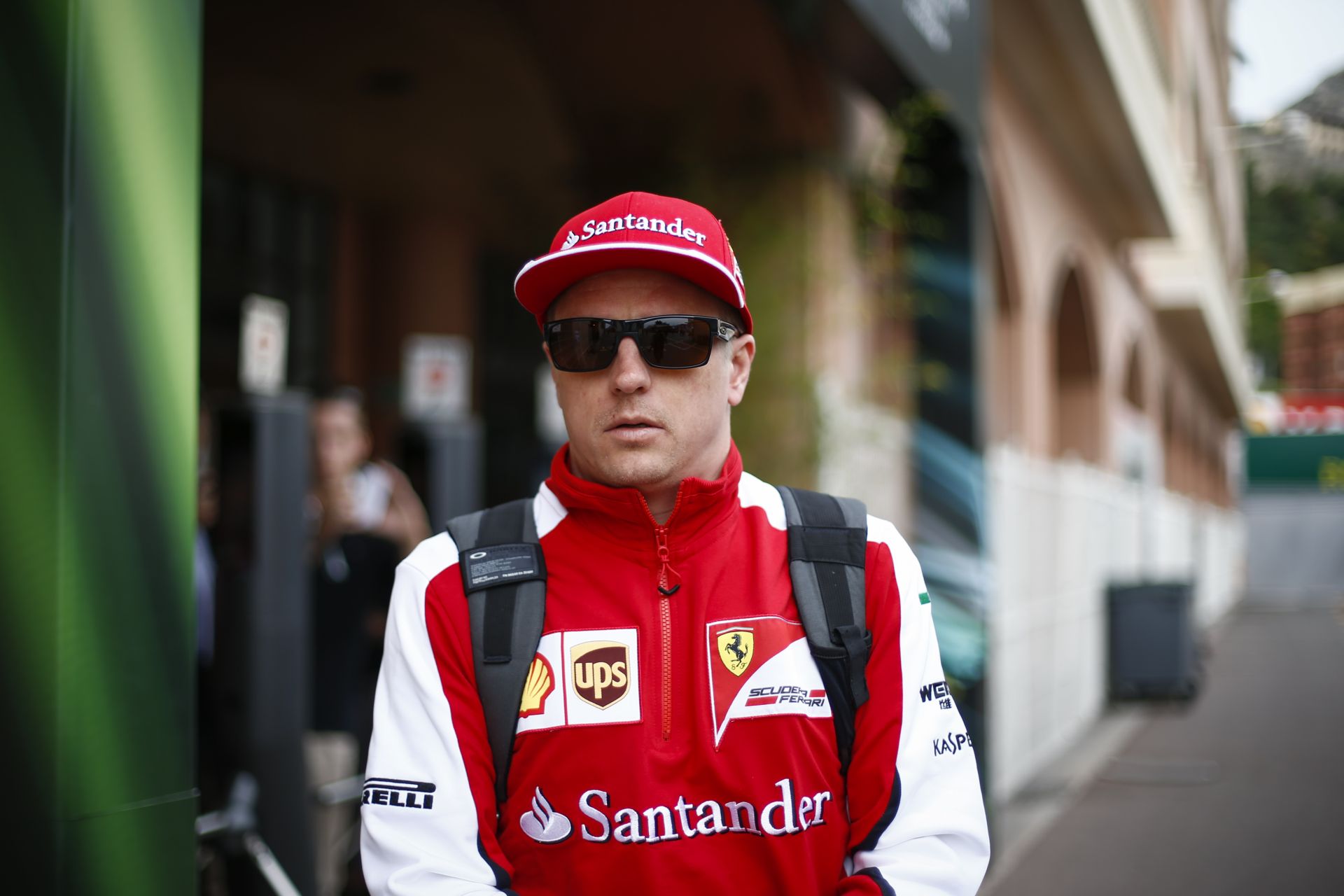 Ricciardo Raikkönen helyére? NE! Hulk Raikkönen helyére? NE! Grosjean? VICC! Bottas? OK!