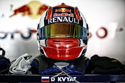 Kvyat a példa Verstappen számára: Marko ugyanazt várja el a hollandtól, mint az idei újonctól