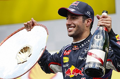 Red Bull: Vettel és Ricciardo a legerősebb párosa az F1-nek! Nem engedjük el Vettelt a McLarenhez!