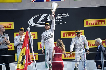 Hamilton is kiáll Monza mellett!