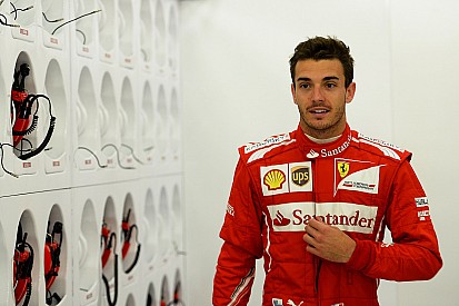 Bianchi nyerte a második tesztnapot a Ferrarival! Bemutatkoztak a 18 colos F1-es kerekek