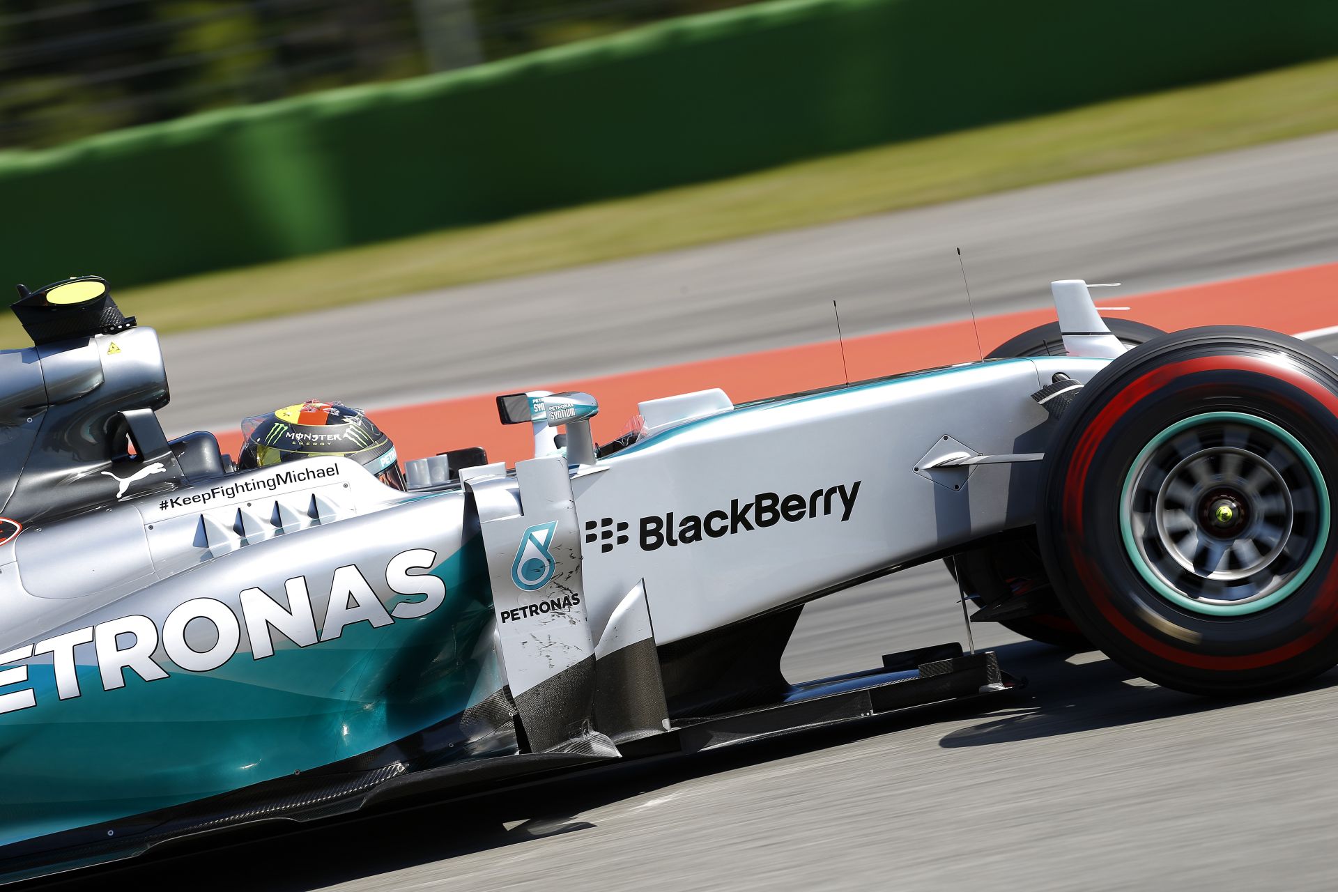 Rosberg volt a leggyorsabb az időmérő és Hamilton, valamint Alonso előtt! Raikkönen alatt megint elszállt a Ferrari