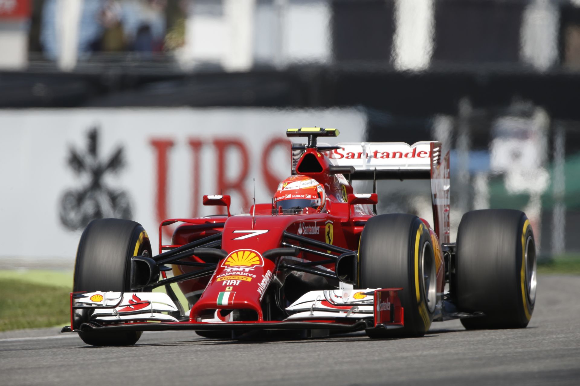 Raikkönen ma is csak szenvedett, és már 10 „gól” a hátránya Alonsóhoz képest