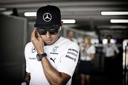 A Mercedes Hamilton családja, és az is lehet, már idén hosszabbít a két fél